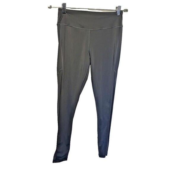 Victorias Secret Sport Leggings Size Medium Gray Mesh Side Legs Ankle Cropped - Picture 1 of 9